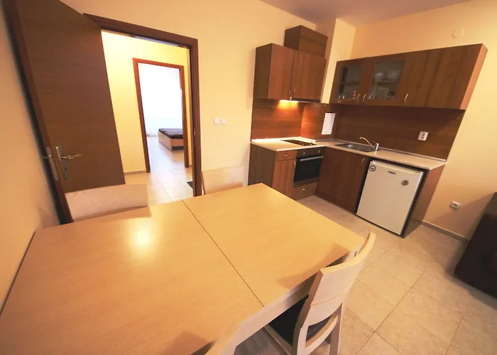 Menada In Karolina * Sunny Beach