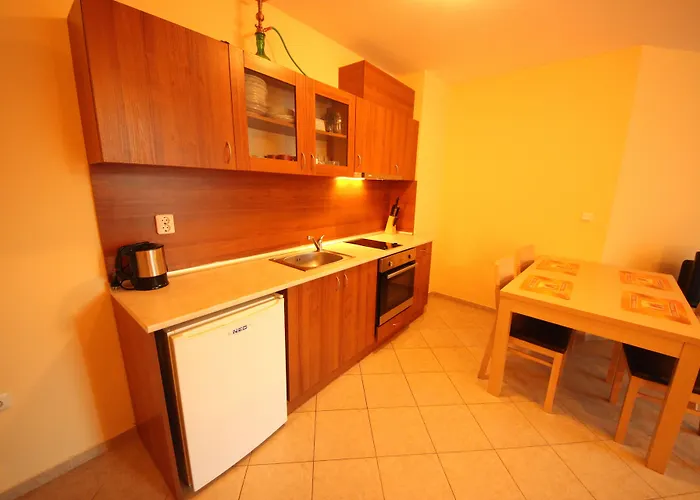 Menada In Karolina Apartamento *